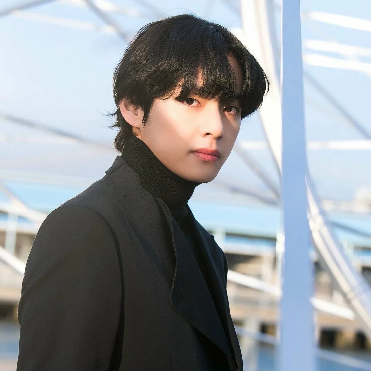 Тэ люди. Тэ люди. Kim taehyung бтс. Bts чонгук. Тэхен бтс.