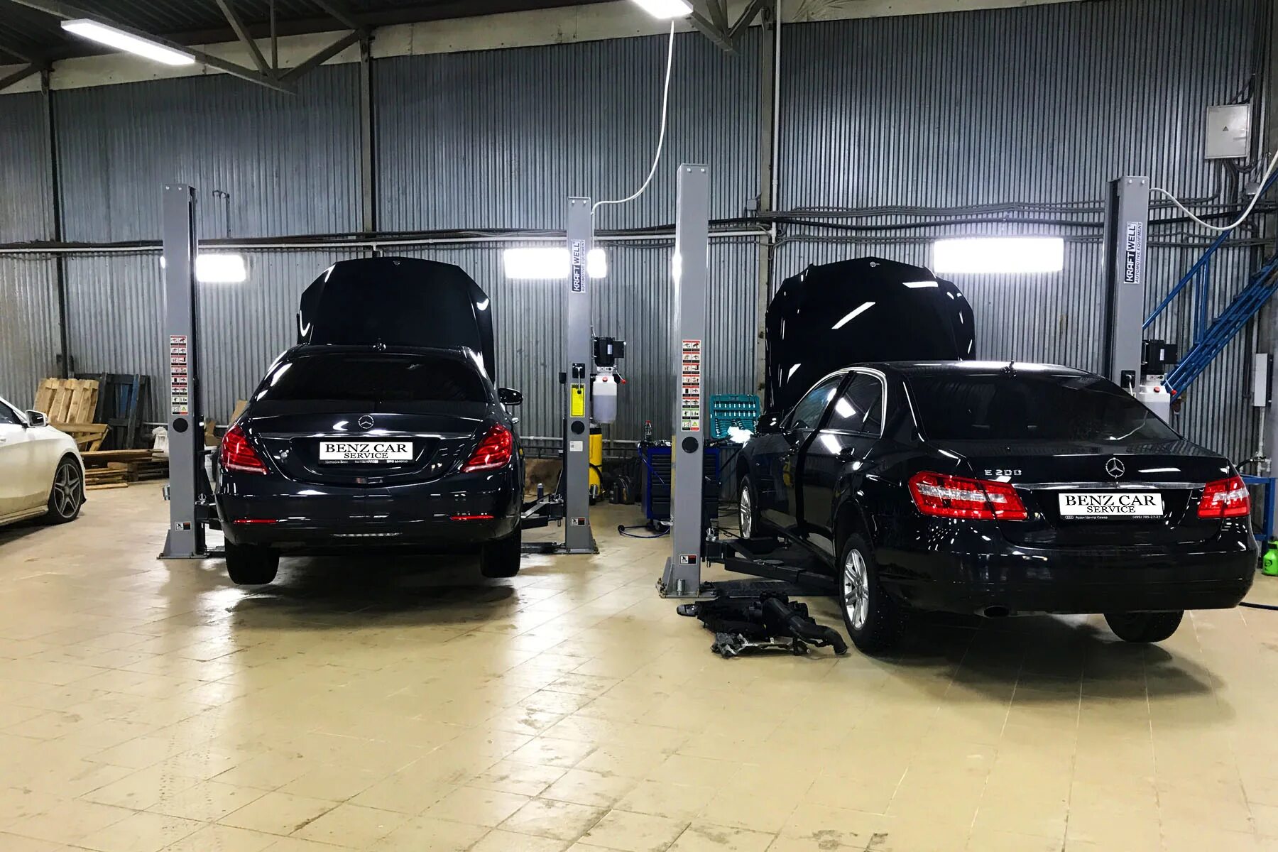 Сервис центр мерседес. Бенцкарсервис ибрагимова. автосервис mercedes. автоартис сервис мерседес. ремонт мерседес.