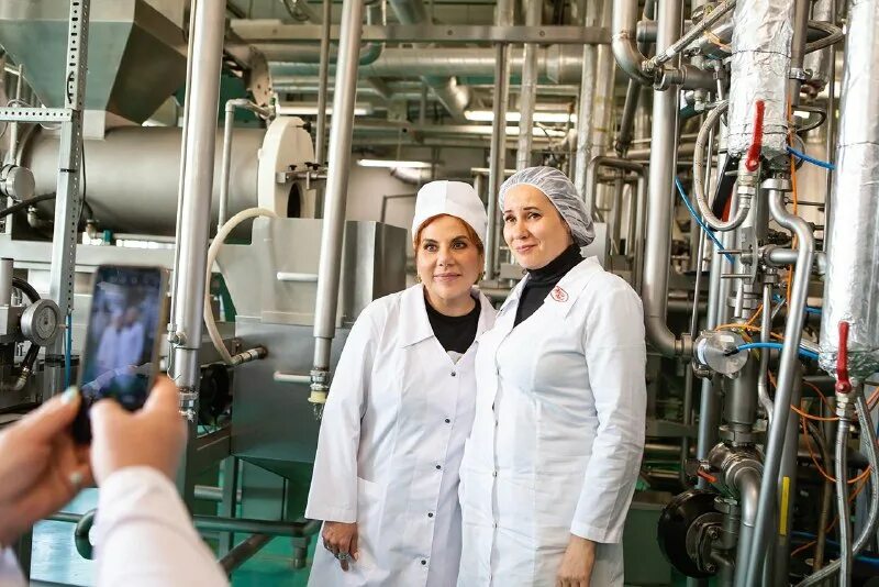 вакансии промышленный в москве. цех по производству гофротары. вакансии промышленный в москве. слесарь токарь. работа в промышленности.