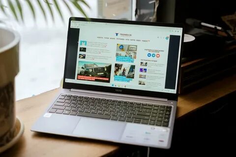 Tecno megabook r5