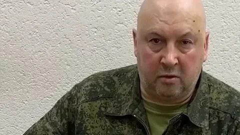Суровикина отстранили