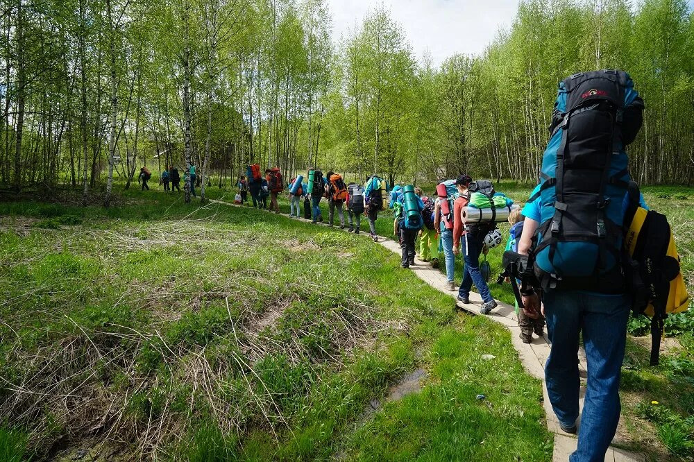 Поход выходного дня. Пешеходный туризм. Туристического похода на природу. Спортивный туризм.