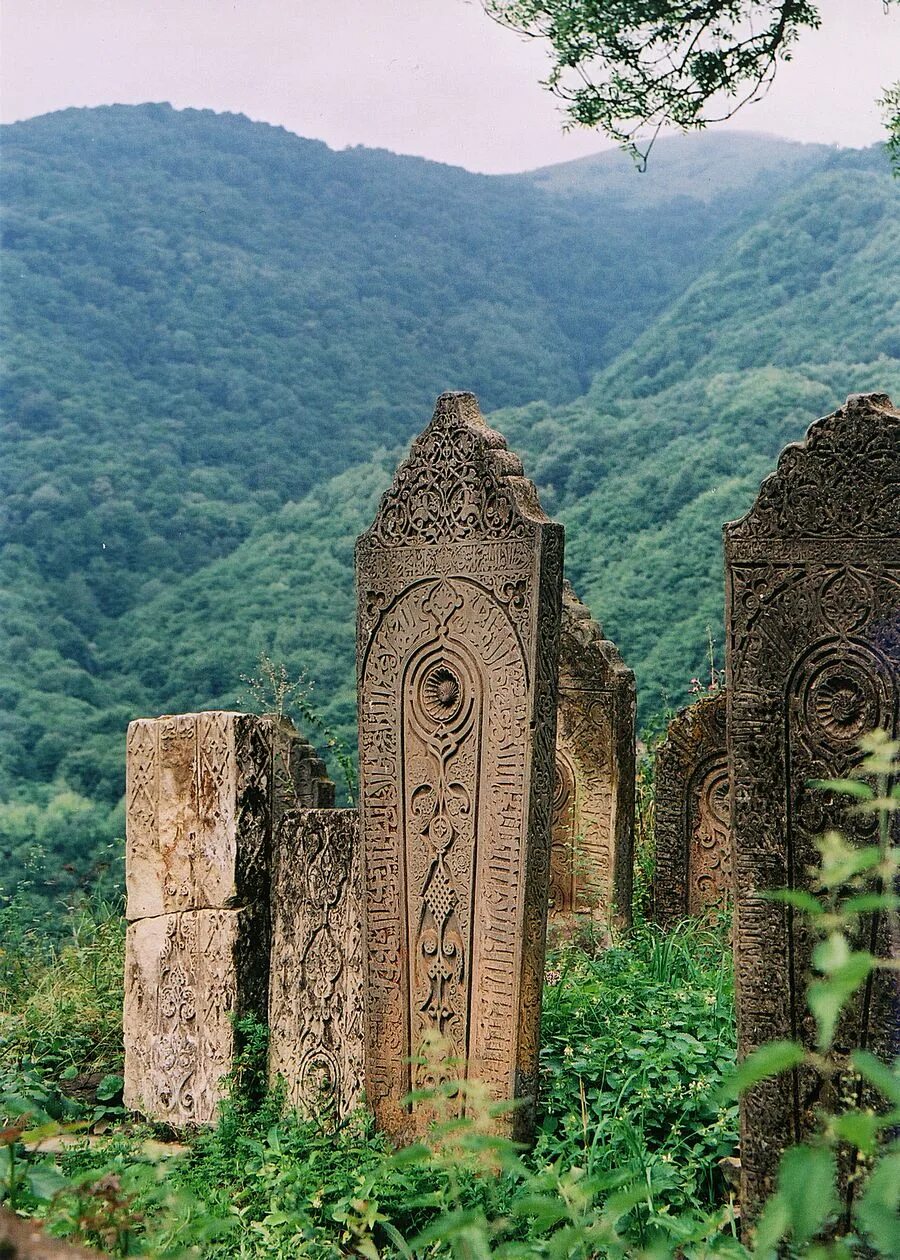 перемести камень на башню. крепость кала корейш. башня ник хилл. башня слов камни. башня слов камни.