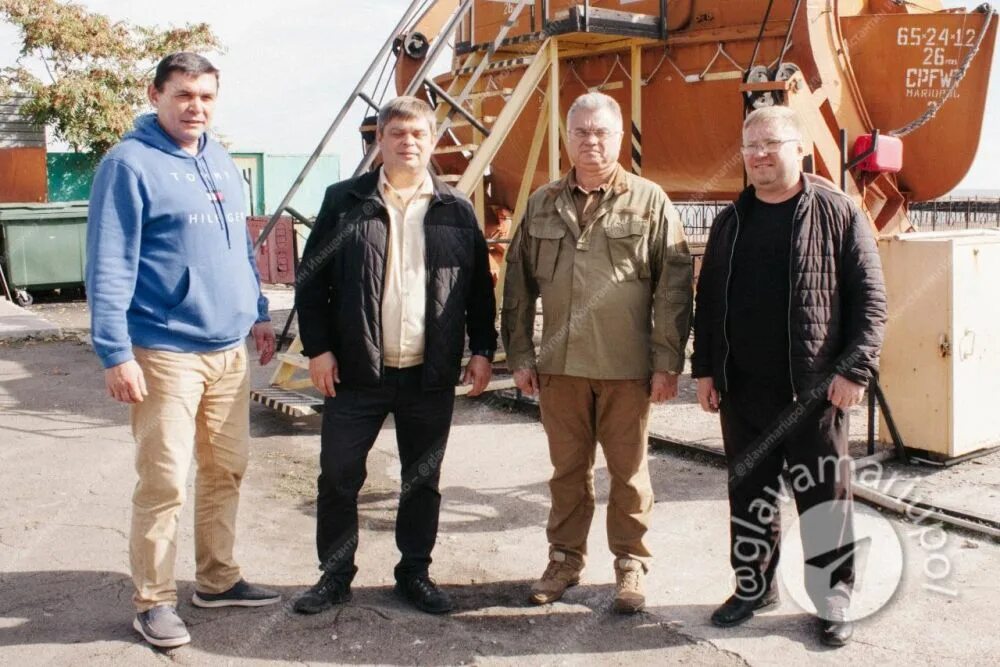 Специалисты водного транспорта. Заместитель Иващенко Мариуполь
