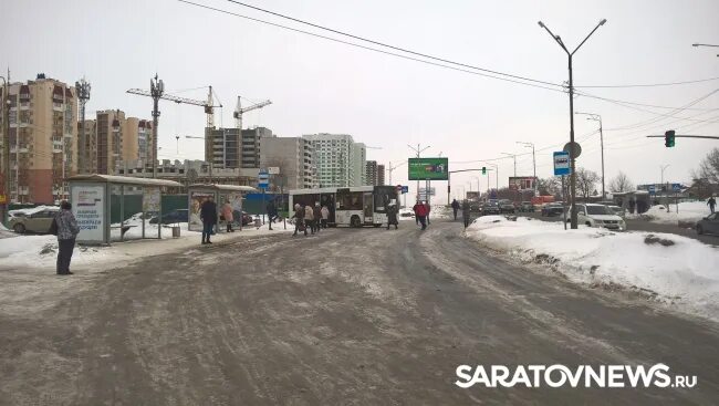 Остановка Юбилейный Саратов. Саратов Юбилейный конечная остановка. Пос Юбилейный конечная. Остановка Юбилейная.