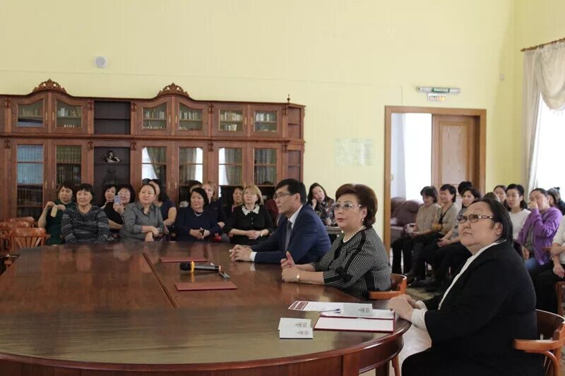 Национальная библиотека республики саха якутия логотип. Коллектив национальной библиотеки якутии. Национальная библиотека рс я. Сайт библиотеки якутия. Якутск национальная библиотека пушкина.