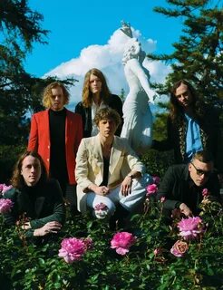 Cage the elephant
