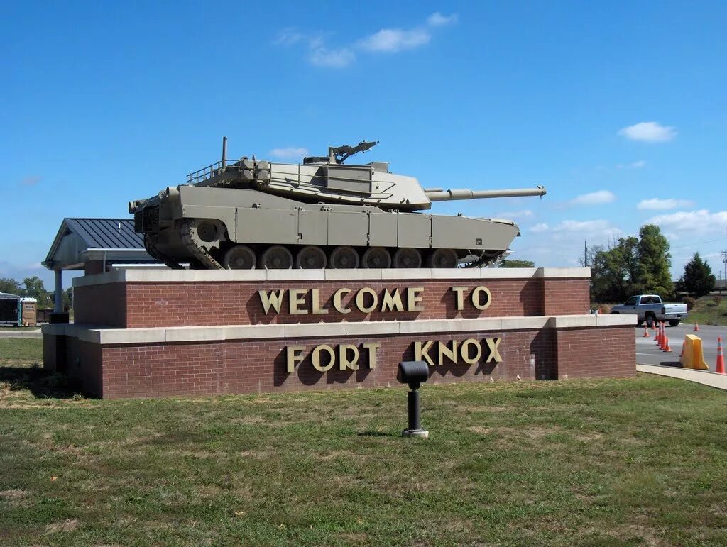 Fort knox. Хранилище Форт Нокс. Форт-Нокс в Кентукки. Форт Нокс золото. Форт Нокс фото.