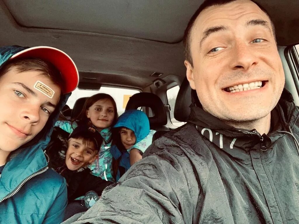 Фото детей цыганова. Ирина леонова и цыганов. Ирина леонова и цыганов. Дети евгения цыганова. Фото детей цыганова.