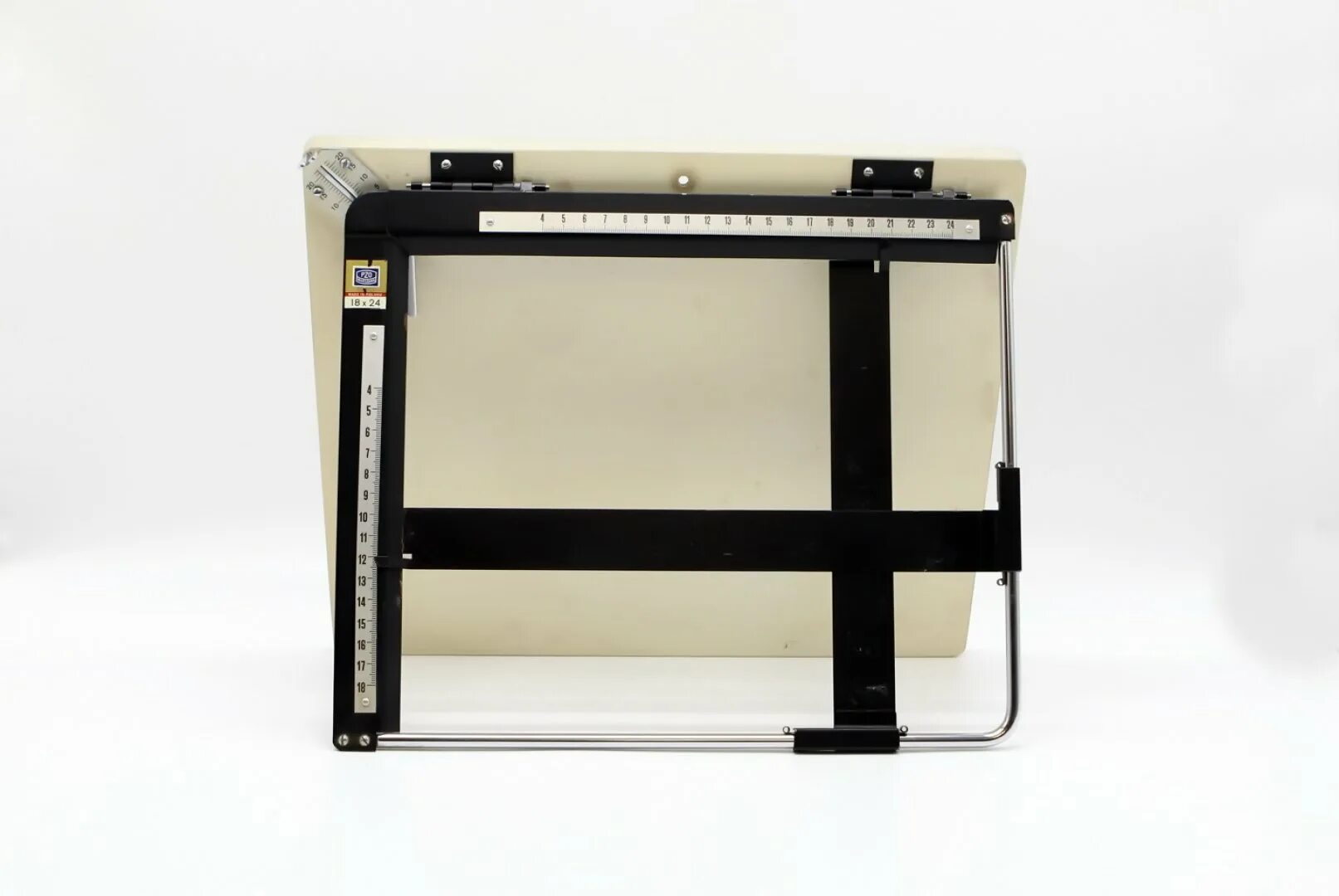 кадрирующая рамка. кадрирующая рамка. самодельная кадрирующая рамка. кадрирующая рамка. кадрирующая рамка 40х50.