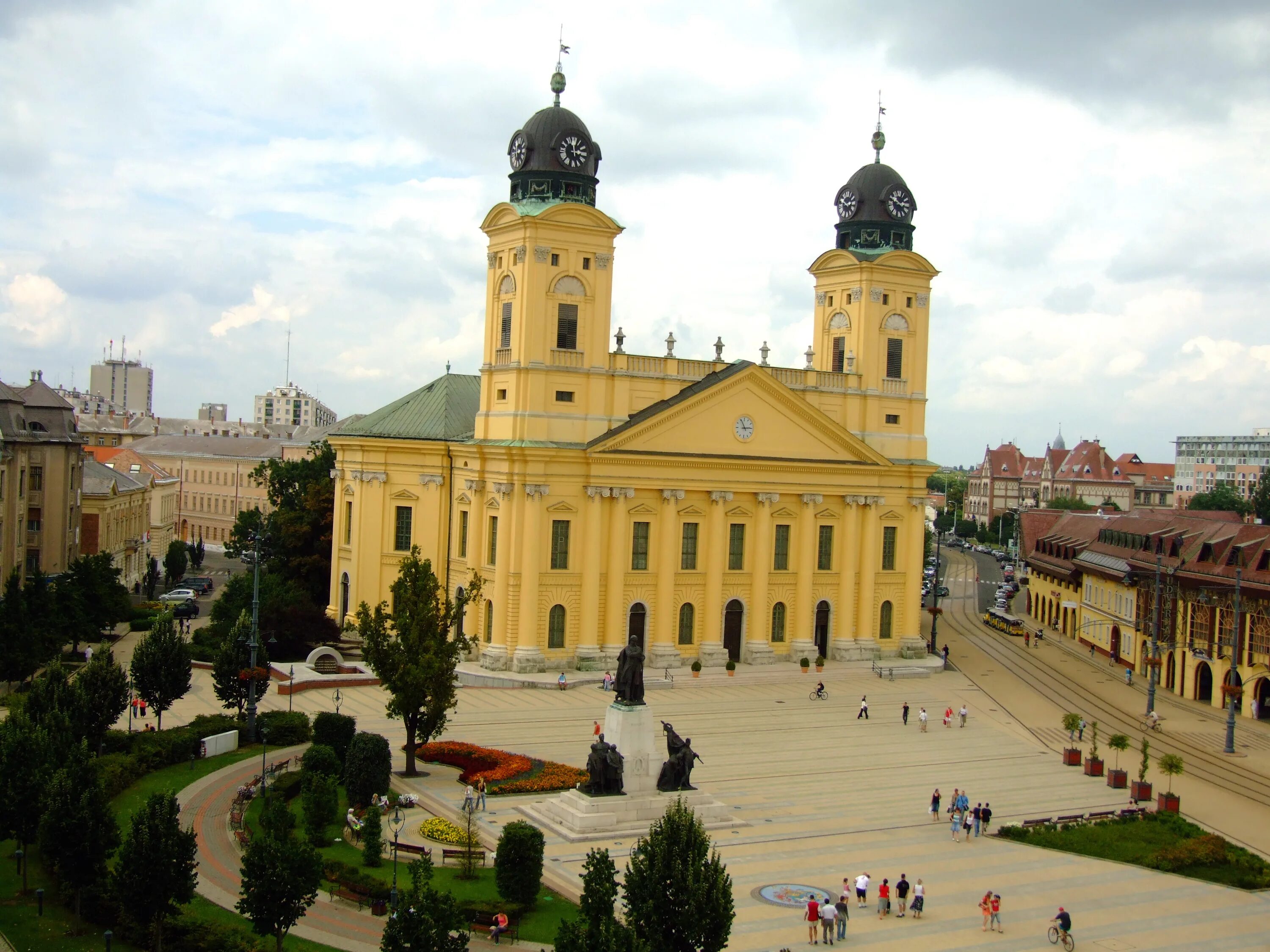 Debrecen. Дебрецен храм Святой Анны. Город Дебрецен Венгрия. Дебрецен Венгрия достопримечательности.