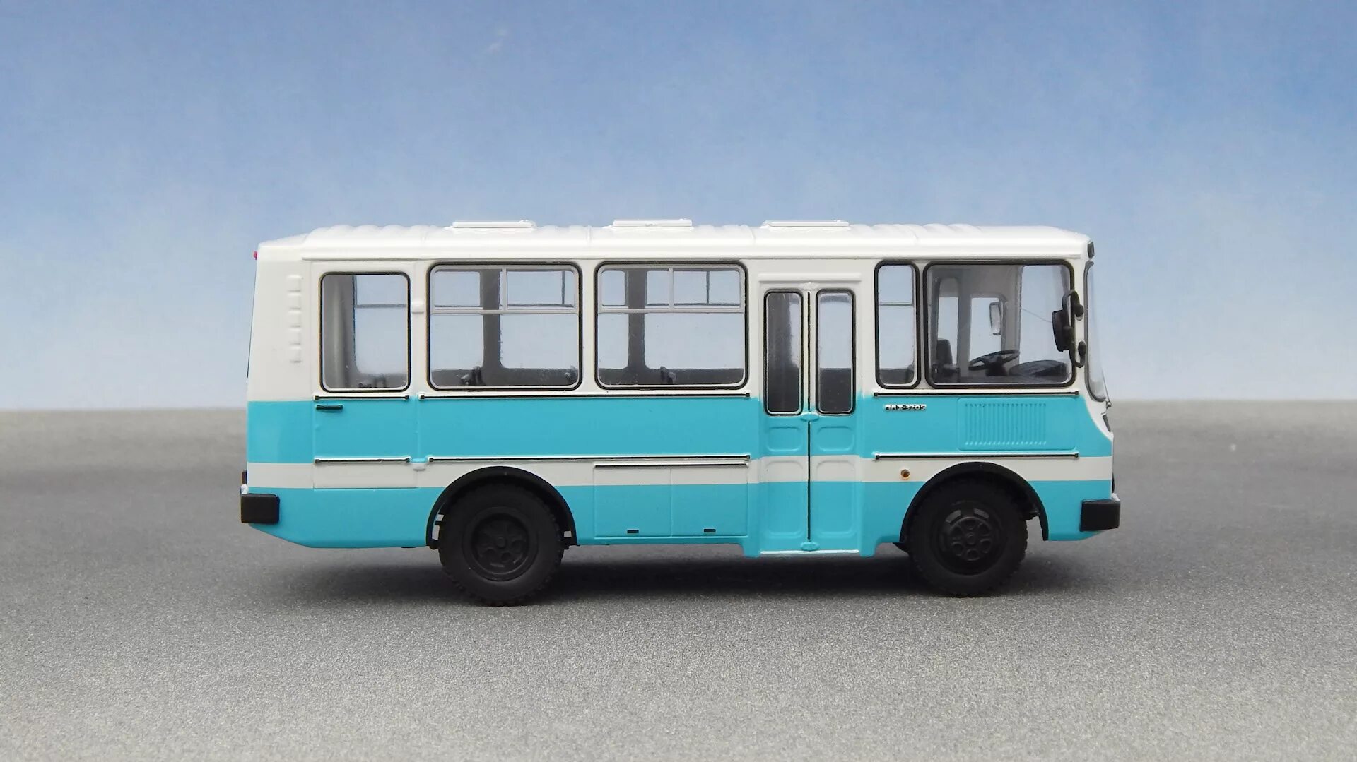 Модели автобуса паз. ПАЗ 3205 SSM. ПАЗ 3205 672. ПАЗ 3205 ССМ. ПАЗ 3205 АГ-12.