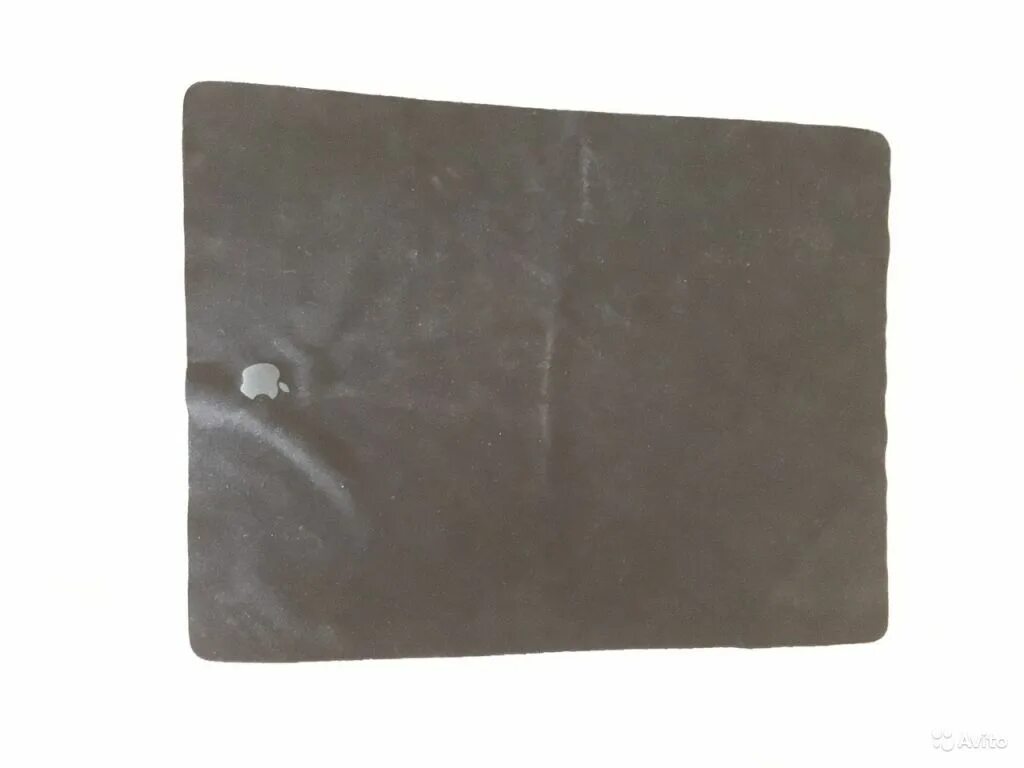 Тряпочка apple. Тряпка для макбука. тряпочка для экрана macbook. тряпка для очистки экрана макбук. апл тряпка.