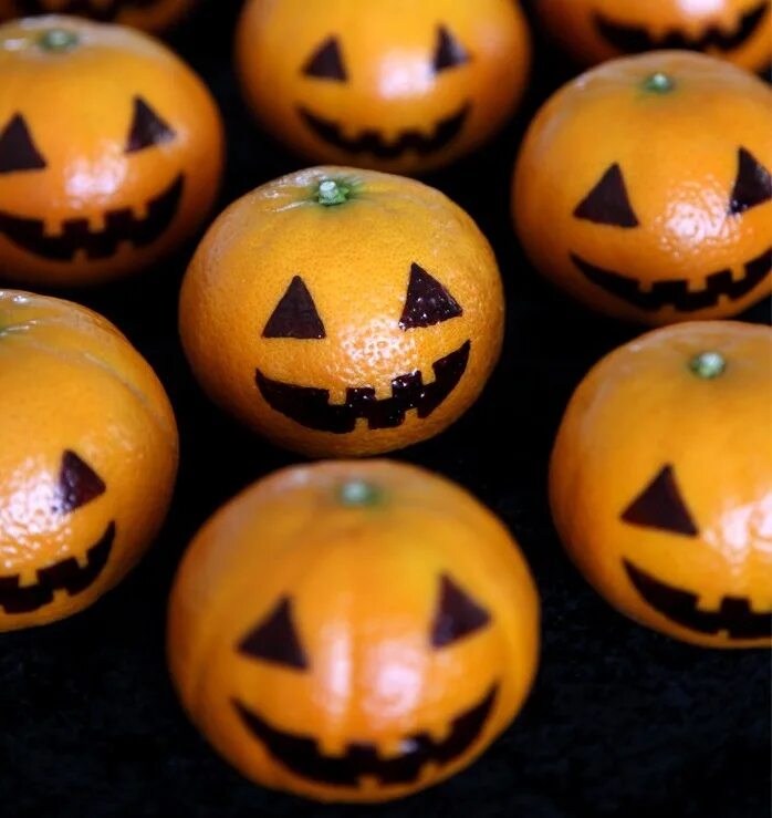 Поделки на хэллоуин. Украшения для хэллоуина. Какую можно сделать на хэллоуин. Какую можно сделать на хэллоуин. Поделки на хэллоуин.