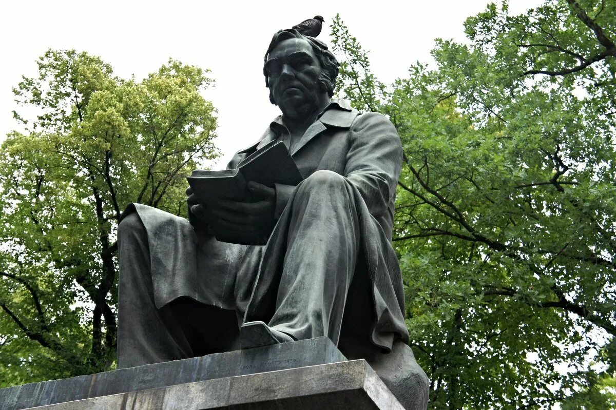 летний сад крылов. сколько памятников крылову. памятник ивану крылову в санкт-петербурге. иван андреевич крылов памятник. памятник крылова ивана андреевича в петербурге.