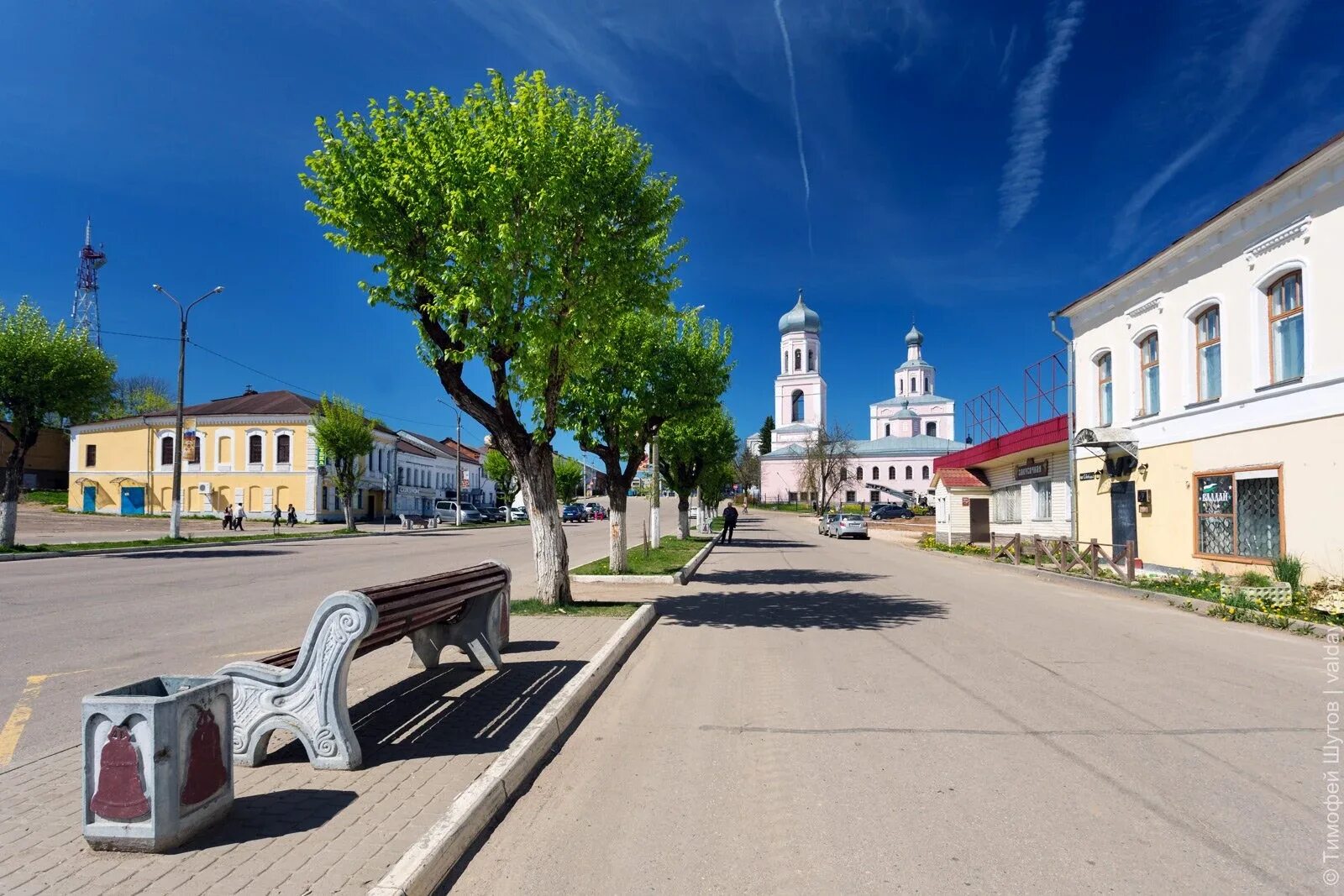 Валдай ммц. Валдай центр города. город валдай новгородской области. валдай центральная площадь. валдай улицы города.