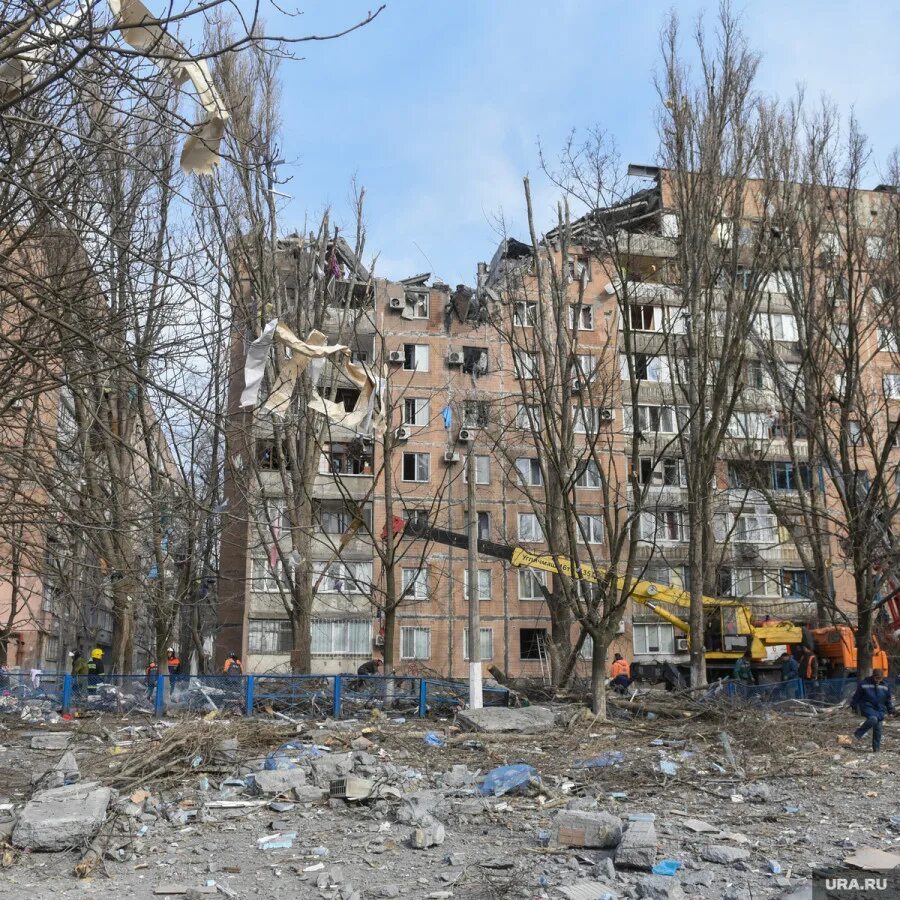 Донецк разбомбили. Донецк разбомбили. Разрушения в донецке 2022. Донецк разбомбили. Разрушенный город.