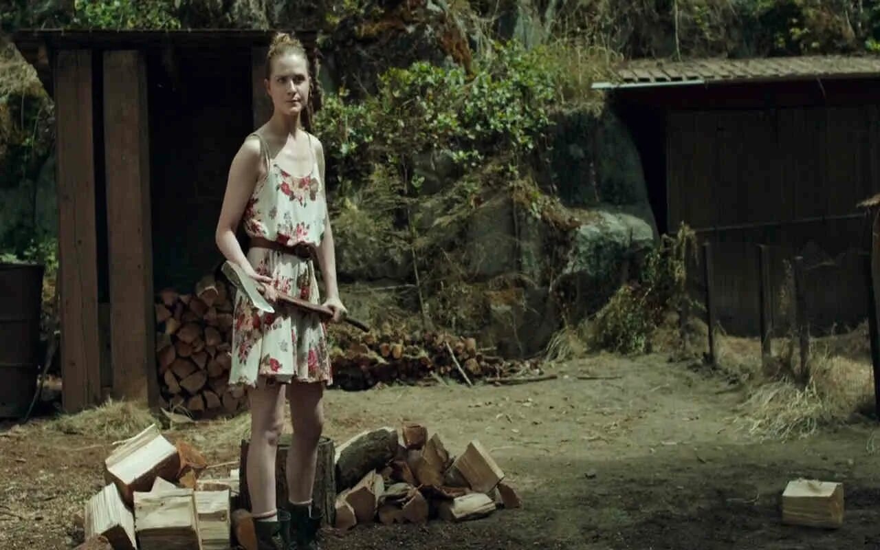 В лесу 2015. Into the Forest (2015) - Evan Rachel Wood.