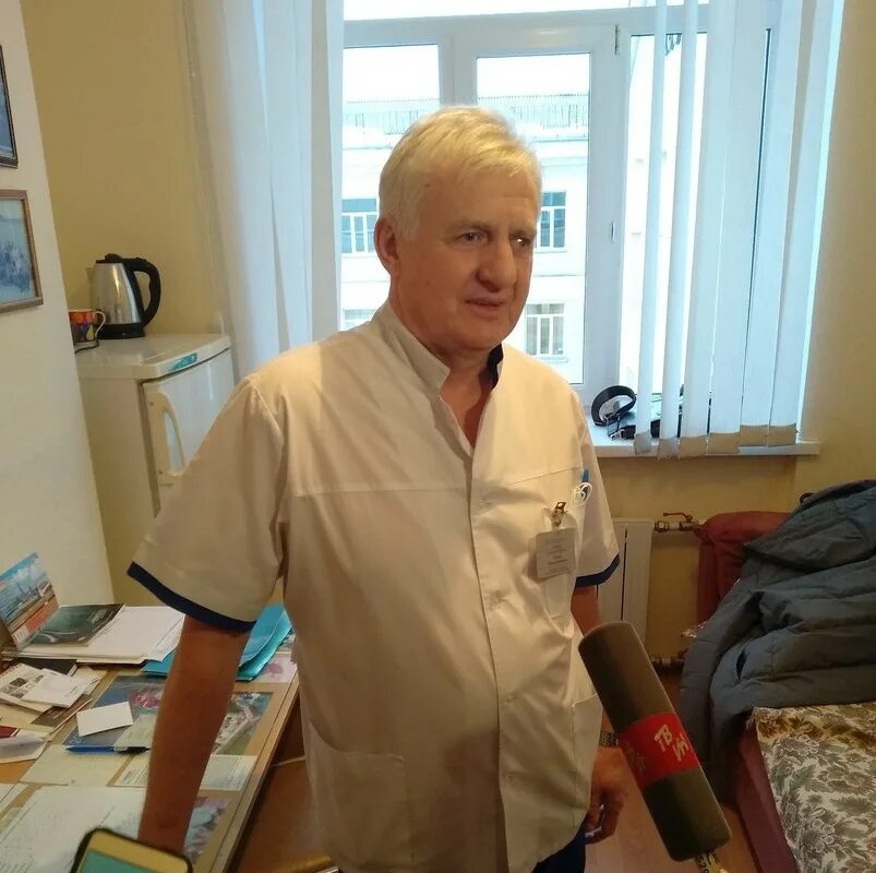 Старов хирург. Евгений старов нейрохирург. Старов хирург. Горбунов андрей сергеевич хирург ветеринар. Беркутов евгений сергеевич нейрохирург госпиталь.