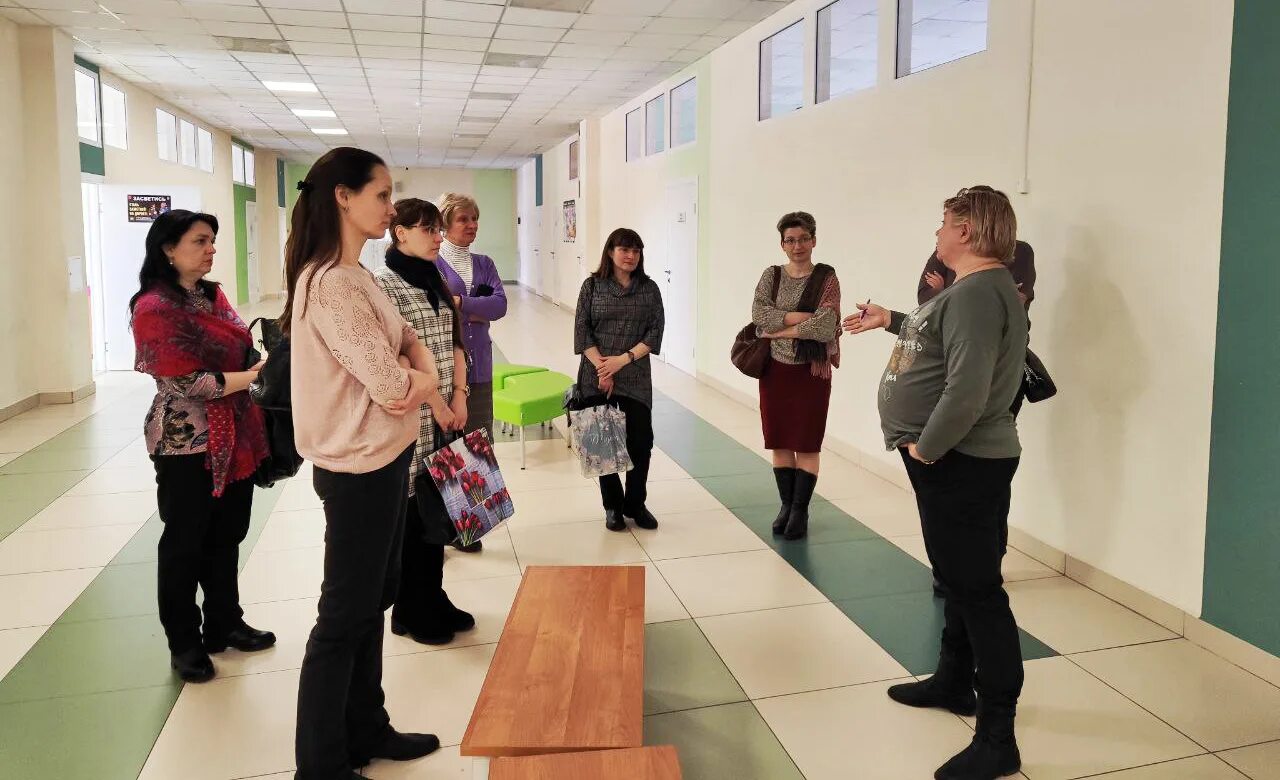 Обмен педагогическим опытом. Учитель делится. Учителя. Учителя делились опытом. Нгпу педагоги иигсо.