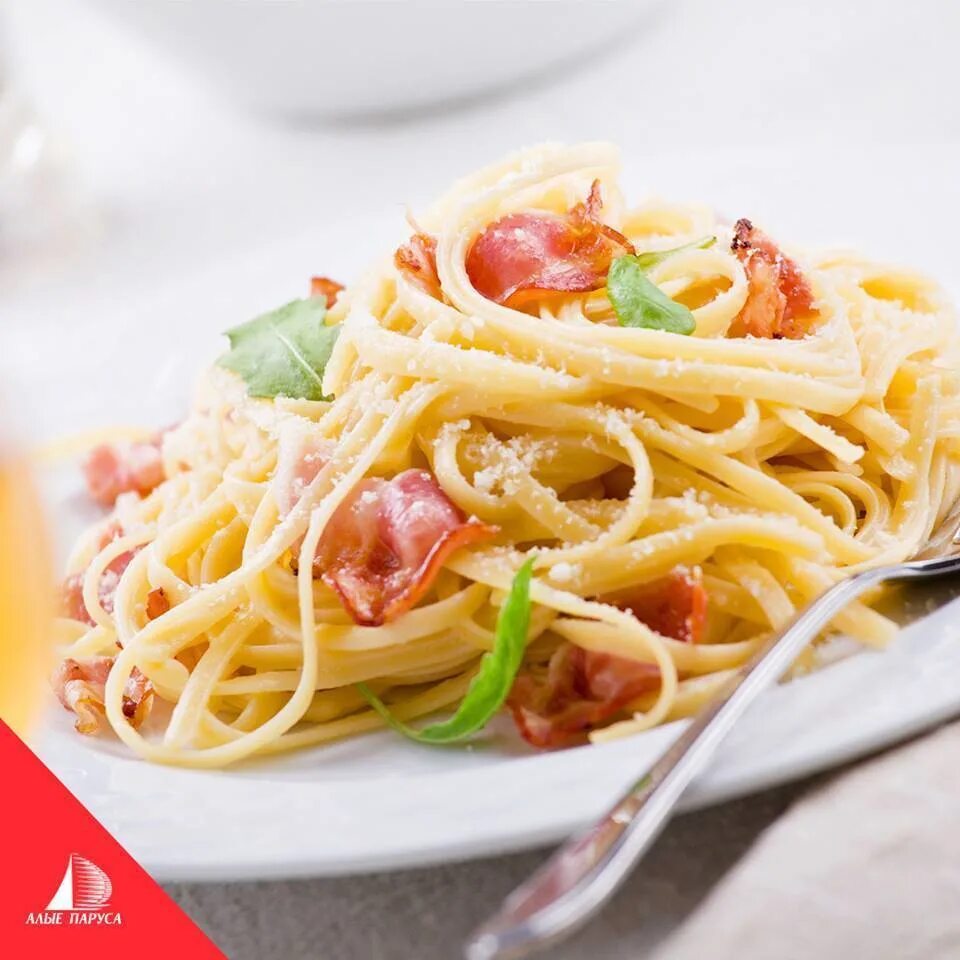 макароны болоньезе с беконом