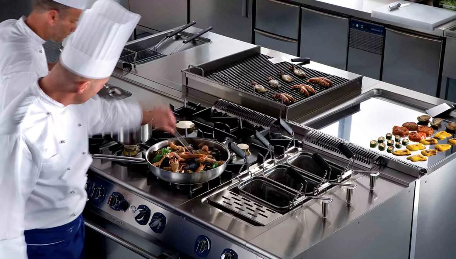 аппарат для пончиков атеси. какое оборудование нужно для приготовления. профессиональное оборудование для кухни. профессиональная кухня ресторана. какое оборудование нужно для приготовления.