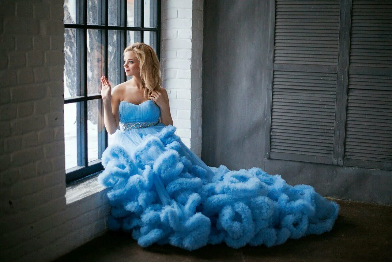 Платье тучи. Свадебное платье облачко. Платье облако. Платье облако. Платье тучи.