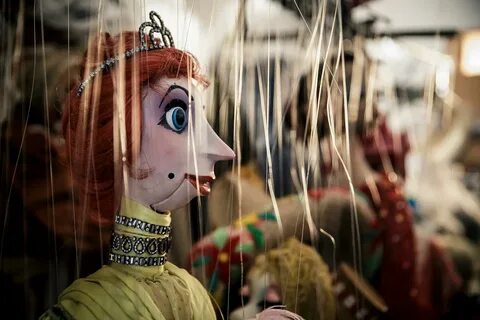 Sofia puppet video original