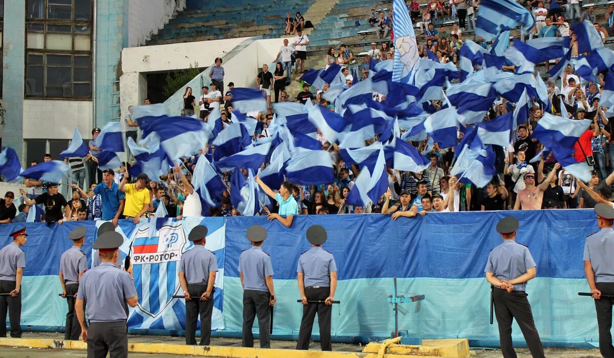 сайт болельщиков фк ротор. армавир ротор. сайт болельщиков фк ротор. фк ротор форма. фото фк ротор.