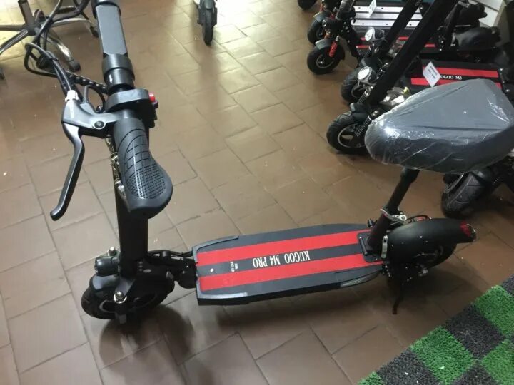 Электроскутер kugoo. Kugoo m4 pro 500w. Kugoo kirin m4 pro. Kugoo kirin m4 pro 2022. Самокат kugoo m3 pro.