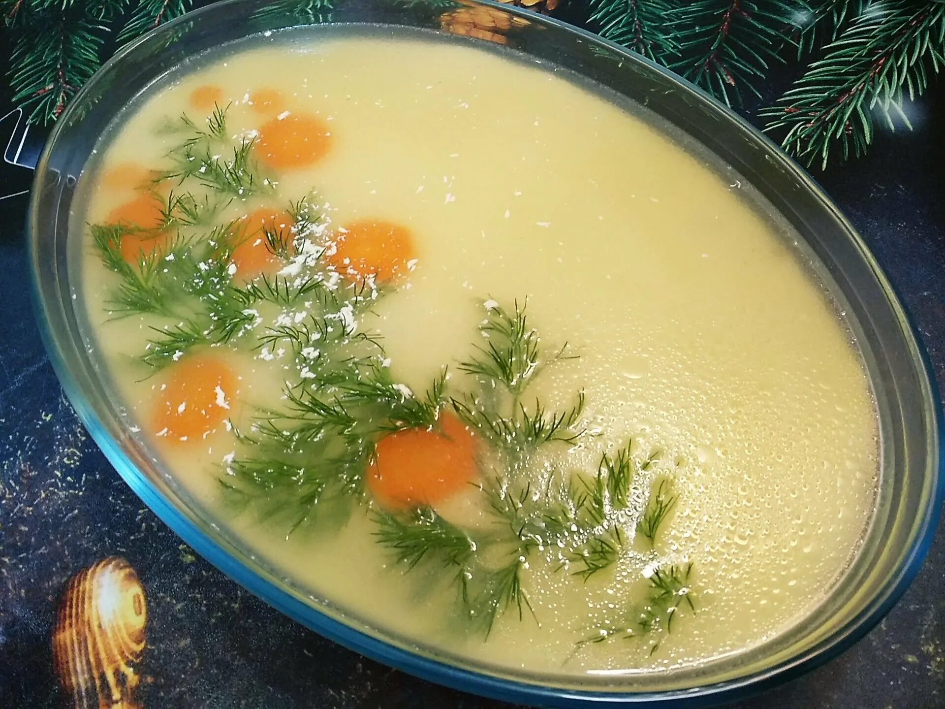 Бульон для заливного из курицы. Заливное из курицы. заливное из курицы фото. заливное нежное. заливное из курицы на праздничный стол.