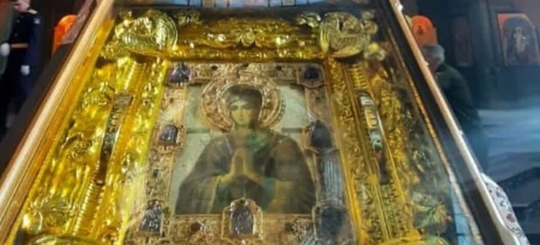 Трансляция молебна в главном храме вооруженных сил. Икона умягчение злых сердец мироточит 2025. икона в кубинке мироточащая храм вооружённых сил. икона божией матери в храме вооруженных сил мироточит. икона мироточит в храме вооруженных сил россии.