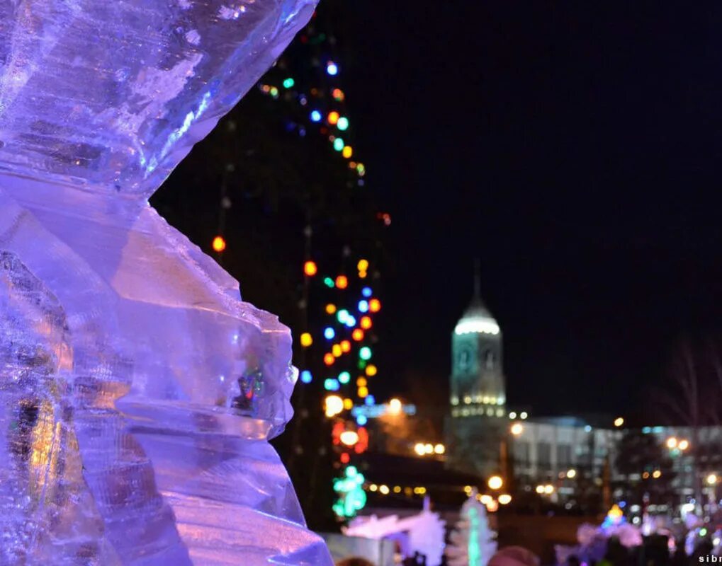 снег на улице ночью. погода в ночь на новый год. погода в ночь на новый год. новый год в воздухе. улица зима ночь.