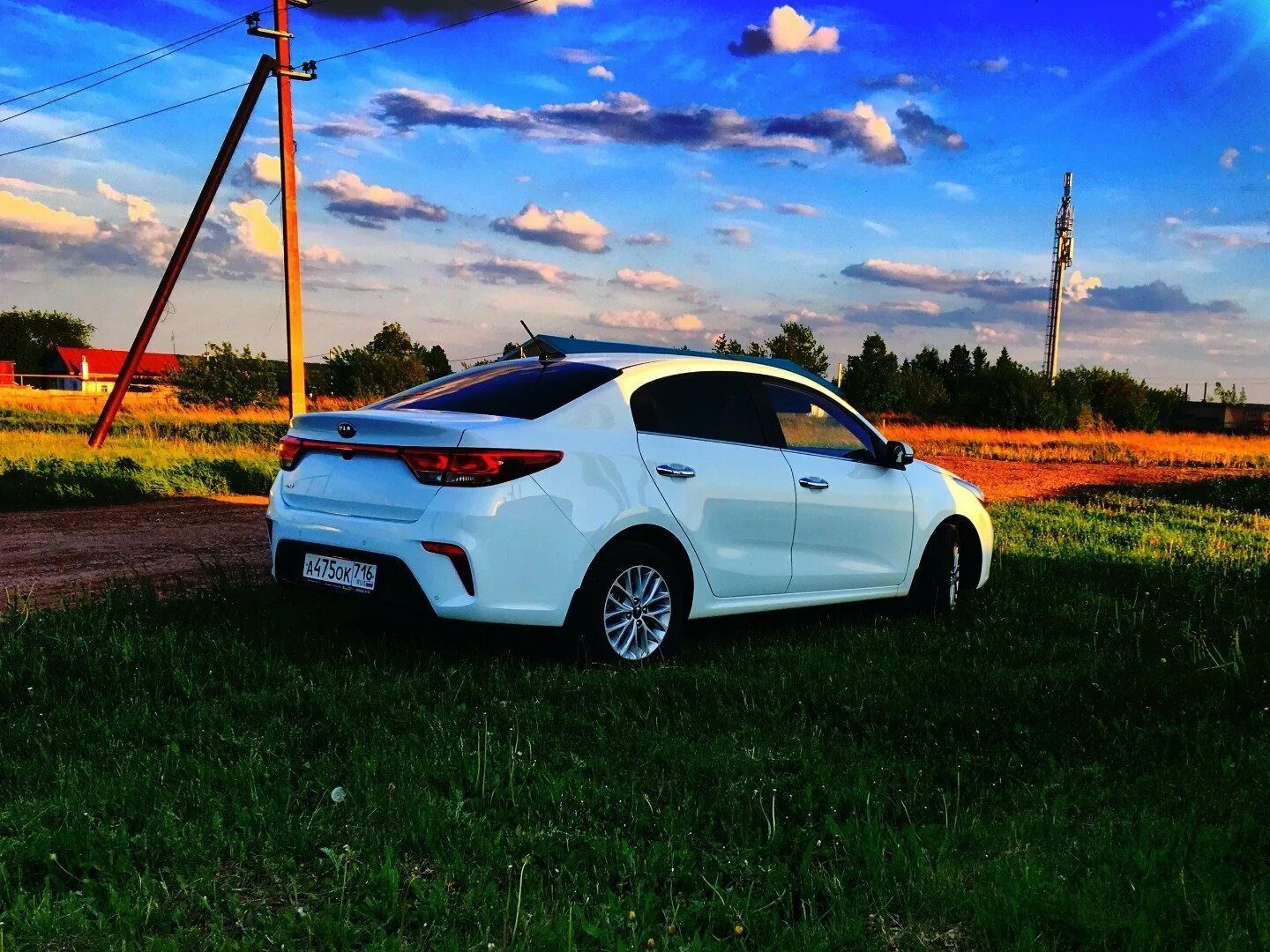 Rio vk. Киа Рио 4 белая. Kia Rio 4 белый. Kia Rio 4 fb. Kia Rio 4 White Tuning.