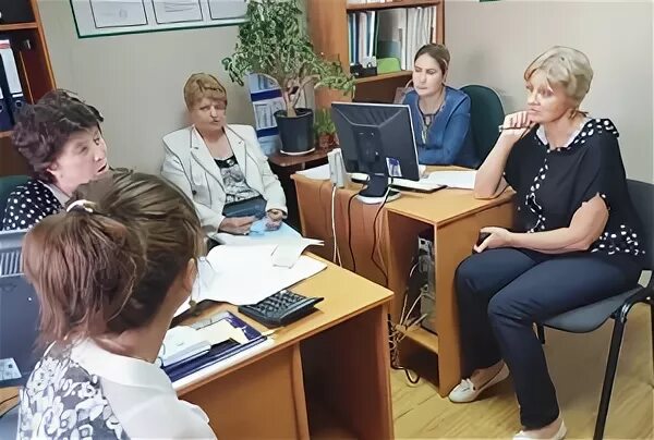 Пенсионный фонд в калачевском районе. Калач на дону донская 56 улица. Пенсионный фонд калач на дону. Пенсионный фонд калач на дону. Пенсионный фонд наримановский район астраханская область.