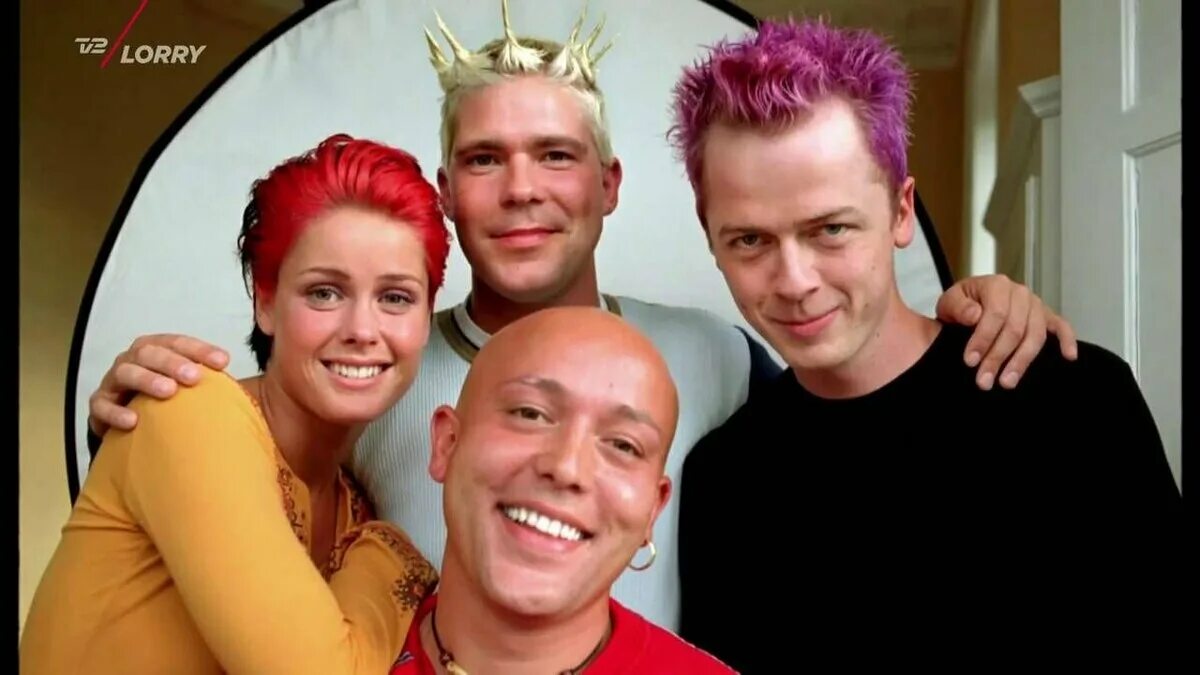 Группа backstreet boys. Самые популярные группы 90 х. Самые популярные группы 90 х. Самые популярные группы 90 х. Самые популярные группы 90 х.