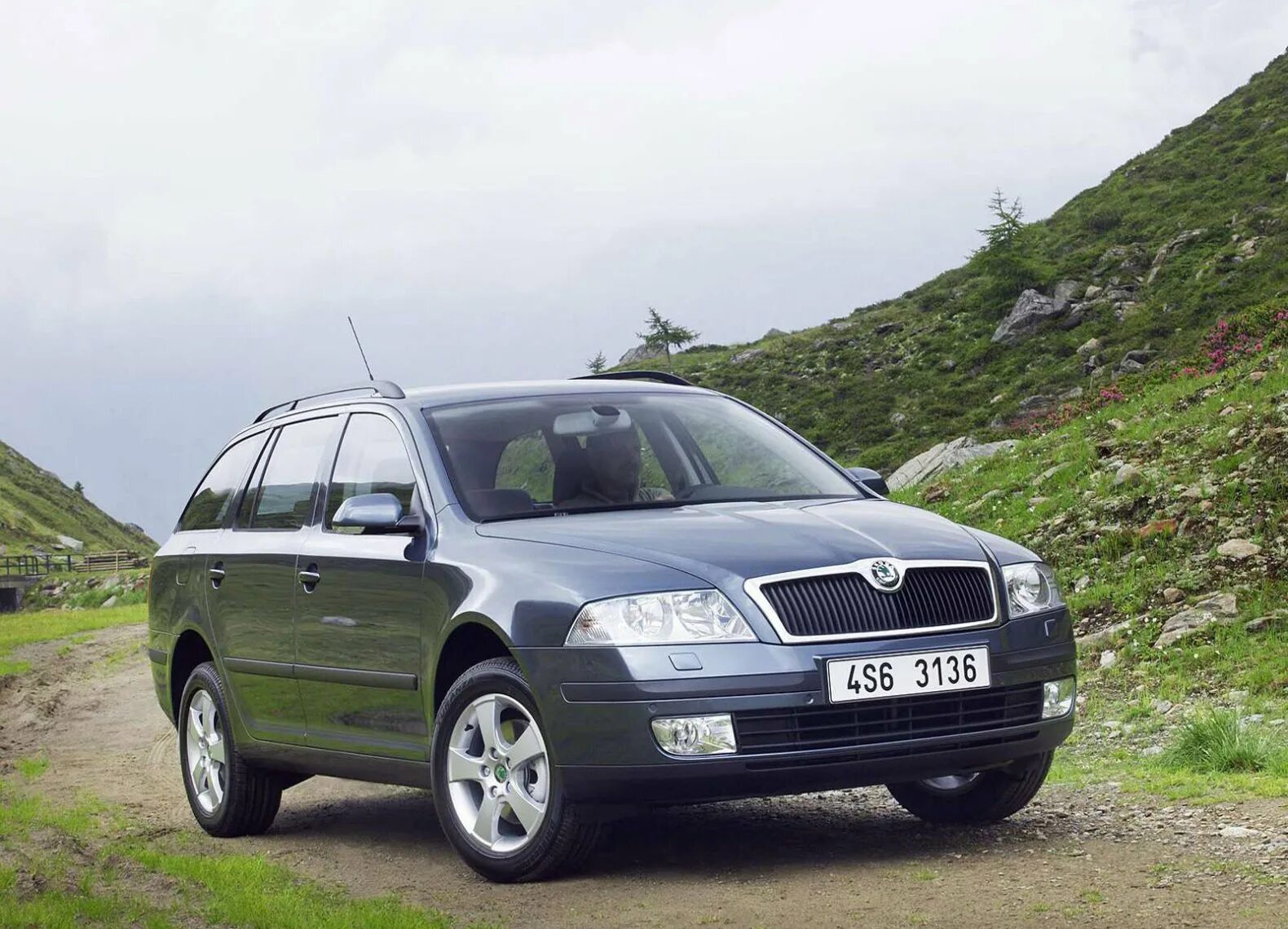 Комби 4. Skoda Octavia a5 Combi. Skoda Octavia 1. Skoda Octavia 1.9 TDI. Skoda Octavia Combi 1.6 Tour 2008.