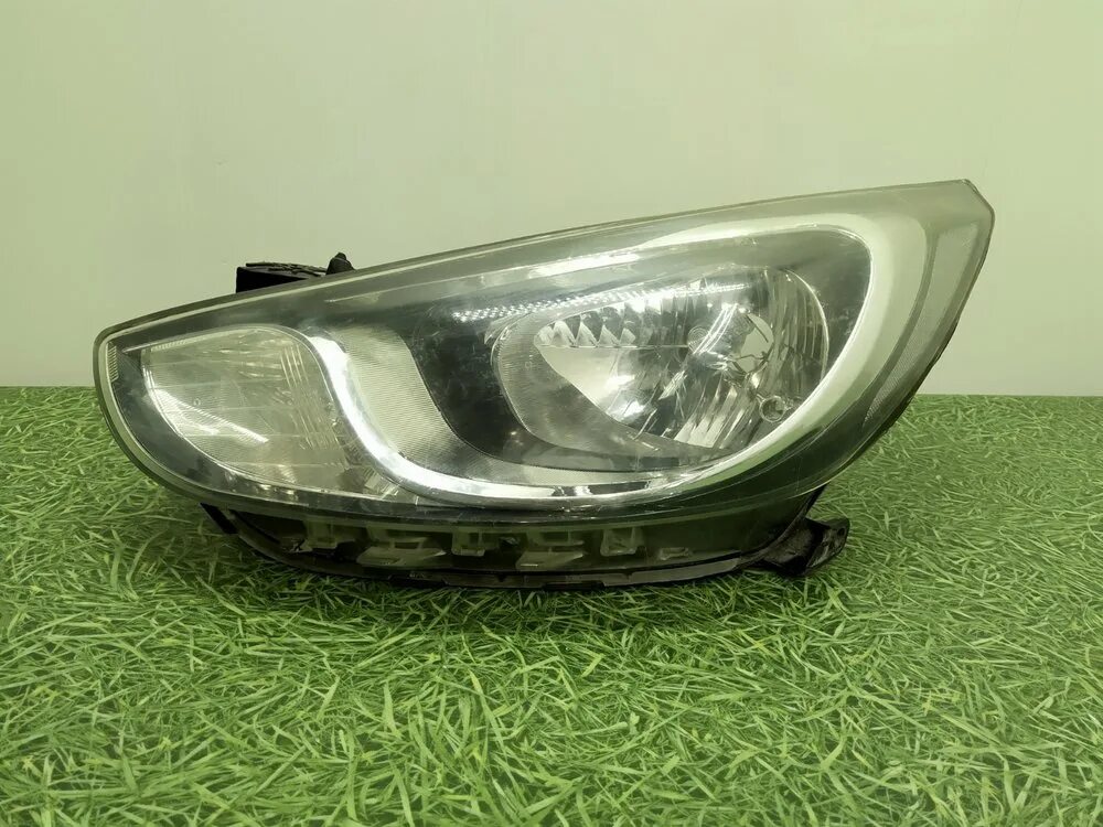 Передняя правая фара хендай солярис 2012. St-221-1166r. Оригинальная фара на хендай солярис. Hyundai solaris 2017 фары. Оригинальная фара на хендай солярис.