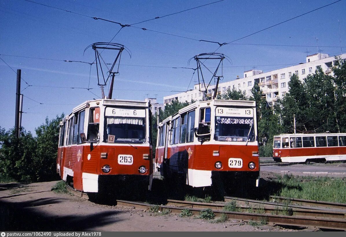Трамвай номер 27. Ктм 5 омск. ктм 5м3. омский трамвай 1996. трамваи омск 1996.