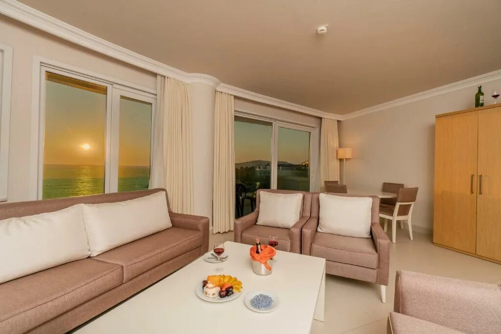 South point hotel. Dragut point south 4. dragut point north hotel.