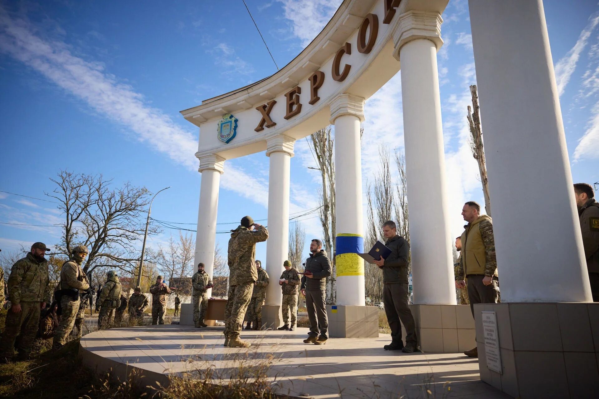 Херсон Украина. Российские войска в Херсоне. Херсон встречает российские войска. Риа г