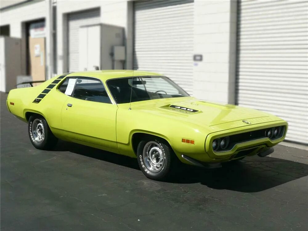 Плимут роад раннер 1971. Plymouth Roadrunner 1971. Plymouth Road Runner 1971. Плимут роад раннер GTX 1971.