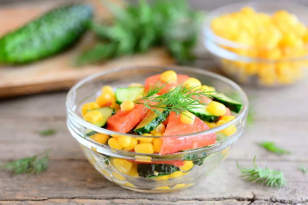 Canned Corn with Salad. Canned Corn. Кукуруза укроп