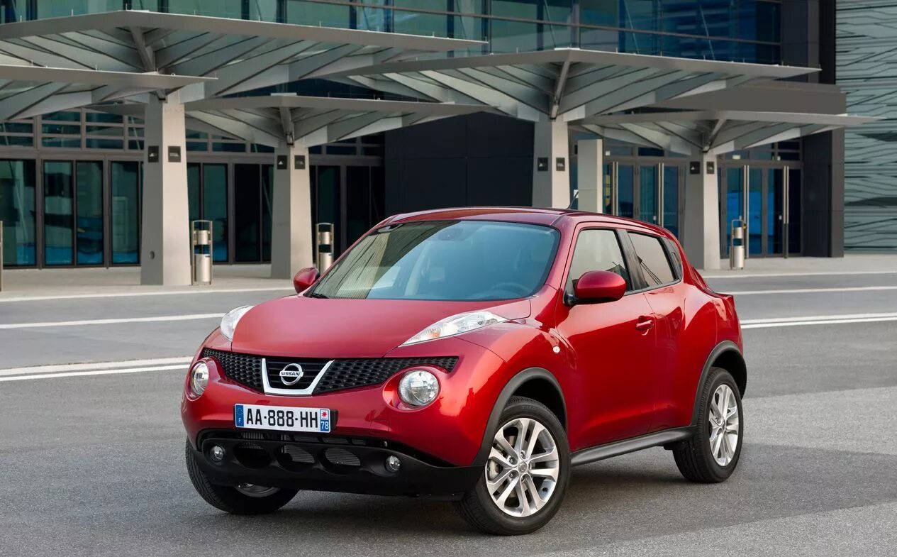 Купить ниссан жук в спб. Nissan Juke 2010. Ниссан Жук 1963.