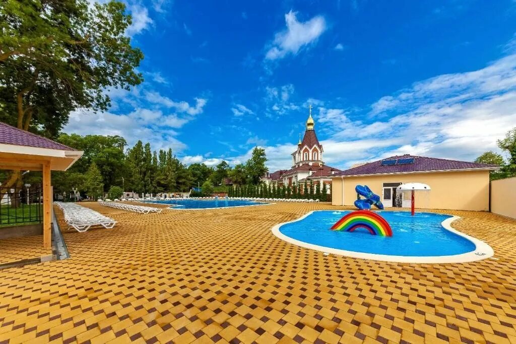 Пансионат приморский геленджик. Пансионат приморский дивноморское 6 корпус. Село дивноморское пансионат приморский. Приморский пансионат дивноморское 3. Пансионат приморский дивноморское аквапарк.