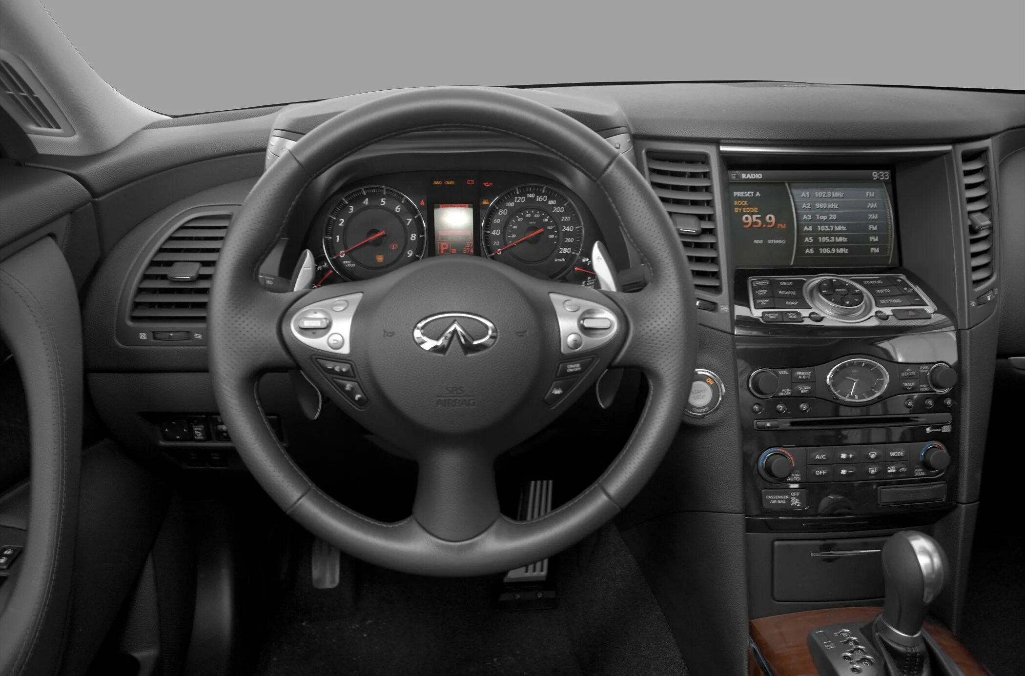 Как открыть инфинити fx35. Infiniti fx50 салон. руль infiniti fx50. инфинити fx50 sport салон. infiniti fx interior.