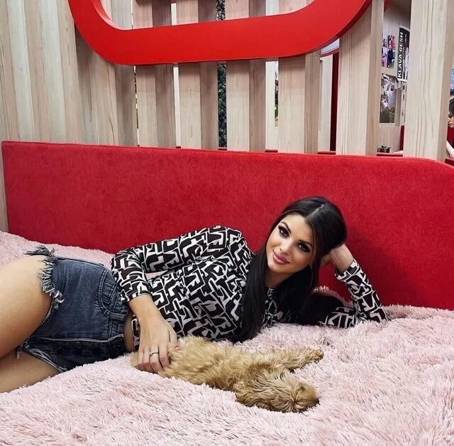 дом-2. драка полыгаловой и огородовой. полыгалова драка. дом 2 1. дом 2 постер.