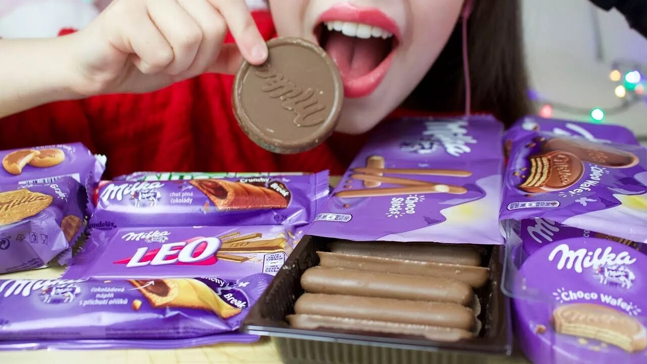Milka way видео. Милка девушка. milka девушка. милка вафли. милка человек.