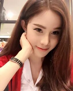 Kulit Mulus Wanita Muda: Frommiiee - Cute Teen Thai Ladyboy.