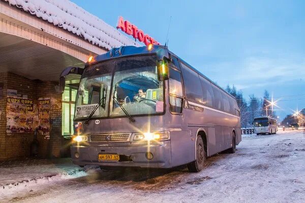 Автобус конаково тверь завтра. Автобусы Конаково. Автовокзал Конаково. Автобус Москва Конаково. Автобус Тверь Лотошино.